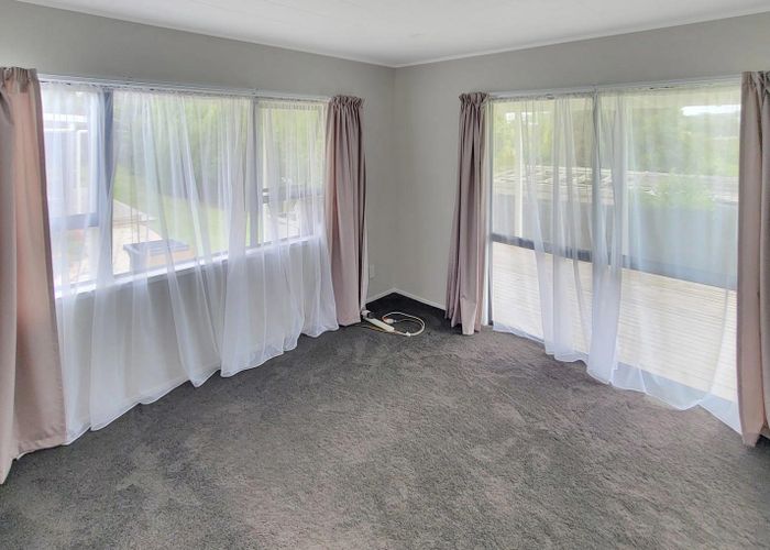  at 3 Huruhuru Road, Massey, Auckland