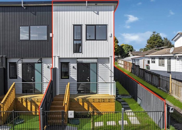  at 6 Fellbrook Street, Manurewa, Auckland