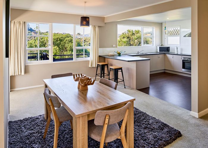  at 152 Kahu Road, Paremata, Porirua