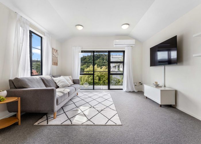  at 23/5 Carolina Place, Albany, North Shore City, Auckland