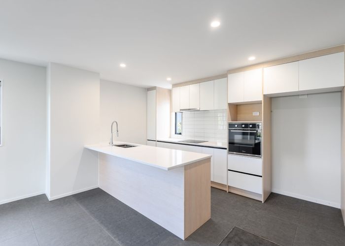  at 198 Forrest Hill Rd, Forrest Hill, North Shore City, Auckland