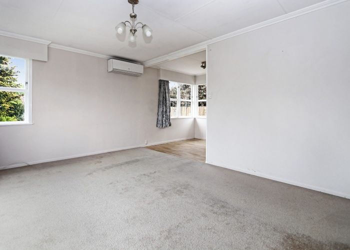  at 20 Oban Avenue, Glenview, Hamilton