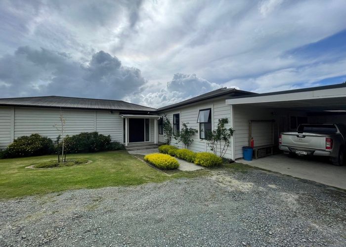  at 90 Hilltop Road, Hakaru, Wellsford