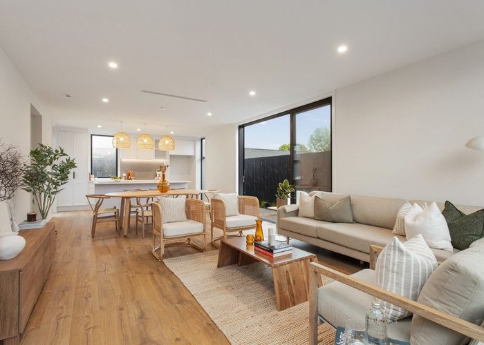  at 2/143 Weston Road, St. Albans, Christchurch City, Canterbury