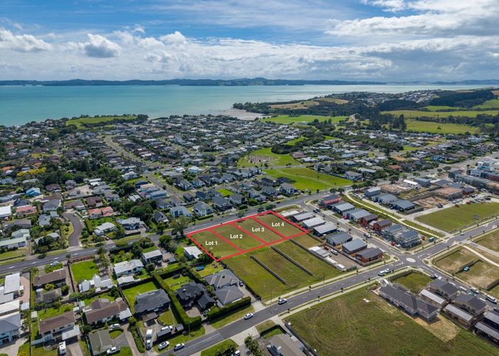  at 1 Kakahi Road, Beachlands, Manukau City, Auckland