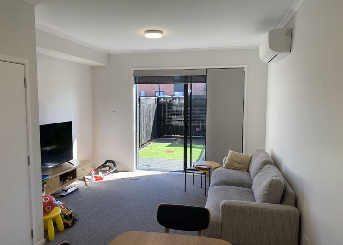  at 52 Manarini Road, Westgate, Waitakere City, Auckland