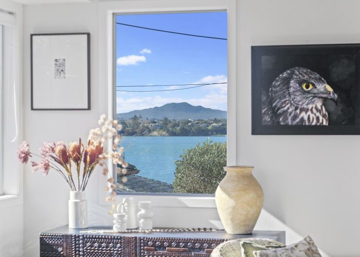  at 2/43 Princes Street, Northcote Point, North Shore City, Auckland