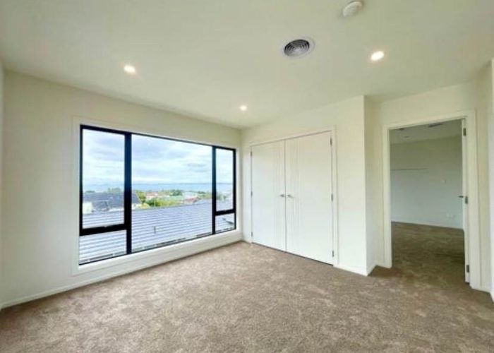  at 91B Sunrise Avenue, Murrays Bay, Auckland