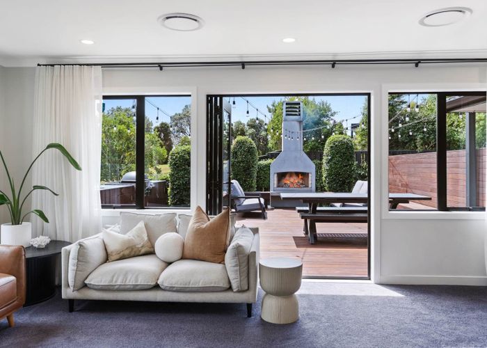  at 9 Lindsay Place, Hillsborough, Auckland City, Auckland