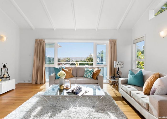  at 88 Coronation Road, Hillcrest, Auckland