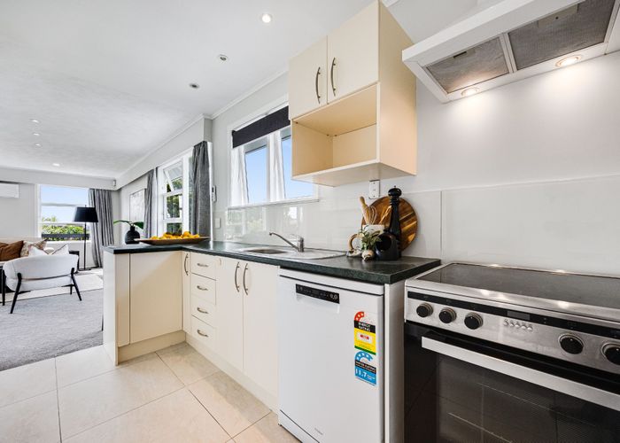  at 142 Glamorgan Drive, Torbay, North Shore City, Auckland