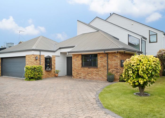  at 12A Clifton Road, Hamilton Central, Hamilton