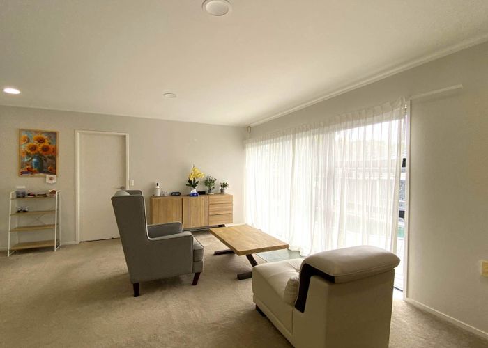  at 41 Kenmure Avenue, Forrest Hill, North Shore City, Auckland