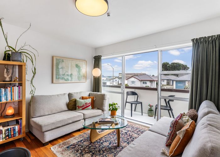  at 3A Whitehouse Road, Titahi Bay, Porirua, Wellington
