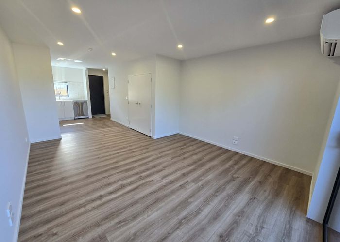 at 2/120 Hastings Street East, Sydenham, Christchurch City, Canterbury