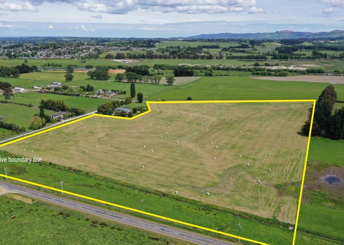  at 14 Knapdale Road, Whiterigg