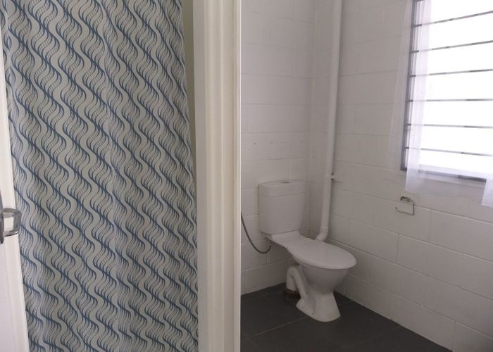  at 2/74 Jellicoe Road, Panmure, Auckland City, Auckland