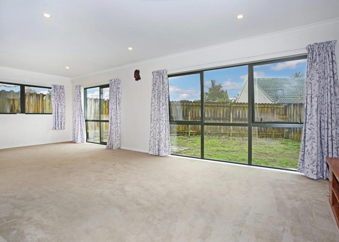  at 112A Longford Park Drive, Takanini, Auckland