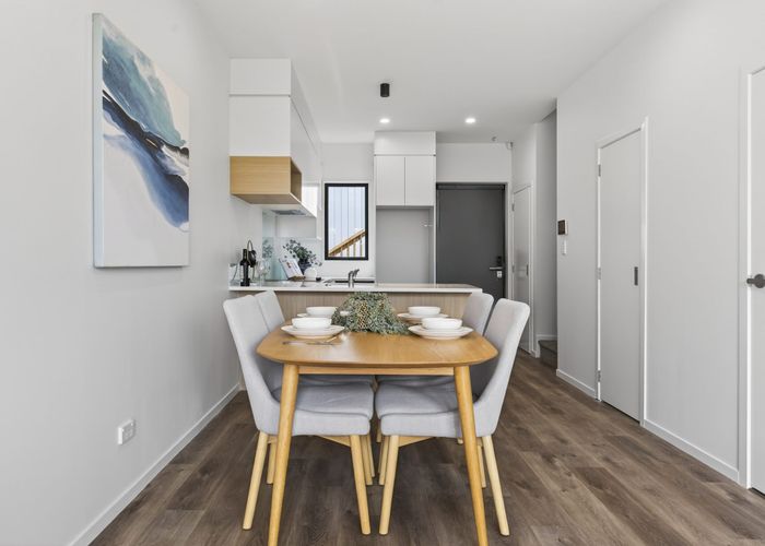  at 4/58 Hamlin Road, Mount Wellington, Auckland City, Auckland