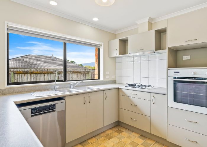  at 21 Leanne Way, Waikanae Beach, Waikanae