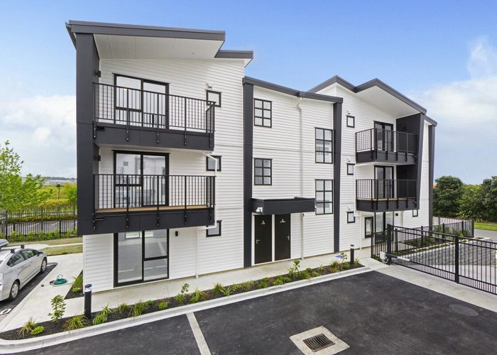  at 169 Chapel Road, Flat Bush, Manukau City, Auckland