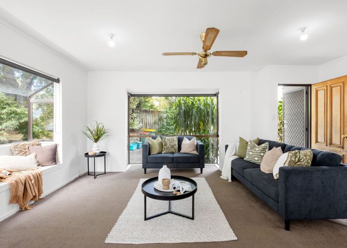  at 32 Cromwell Drive, Fitzroy, Hamilton