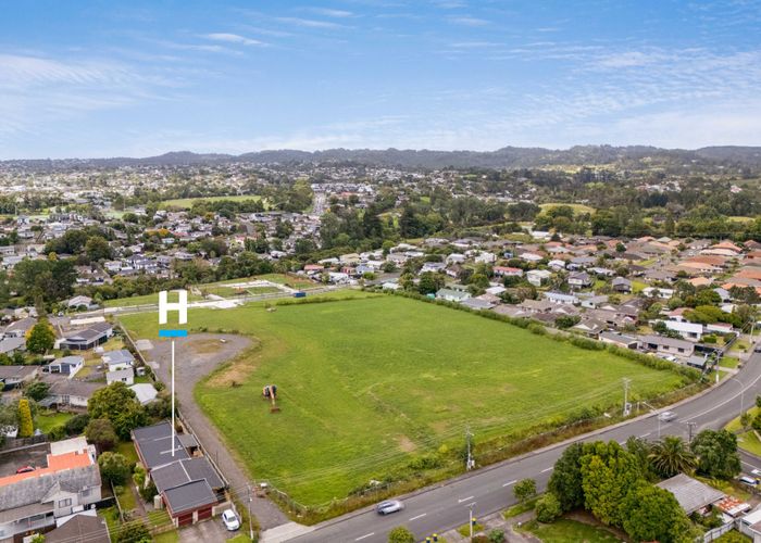  at 130A Bruce McLaren Road, Henderson, Waitakere City, Auckland