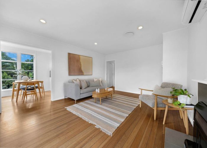  at 15 Westall Road, New Lynn, Waitakere City, Auckland