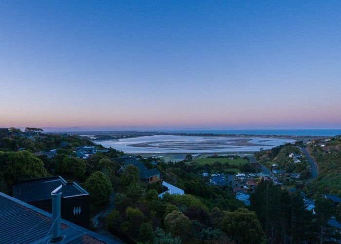  at 88 Santa Maria Avenue, Mount Pleasant, Christchurch