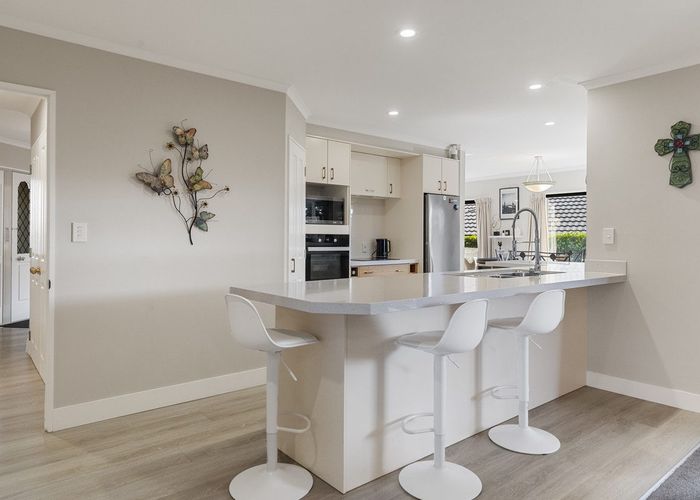  at 6 Downing Place, Welcome Bay, Tauranga, Bay Of Plenty