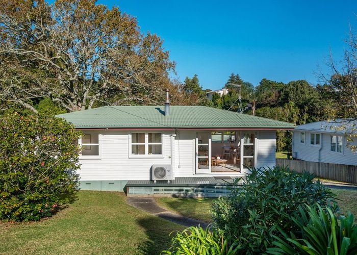  at 132 Lancaster Road, Beach Haven, North Shore City, Auckland