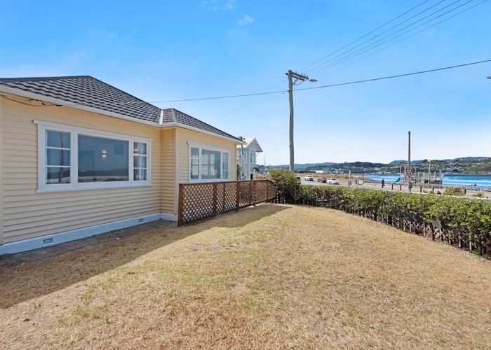  at 230 Onepu Road, Lyall Bay, Wellington, Wellington