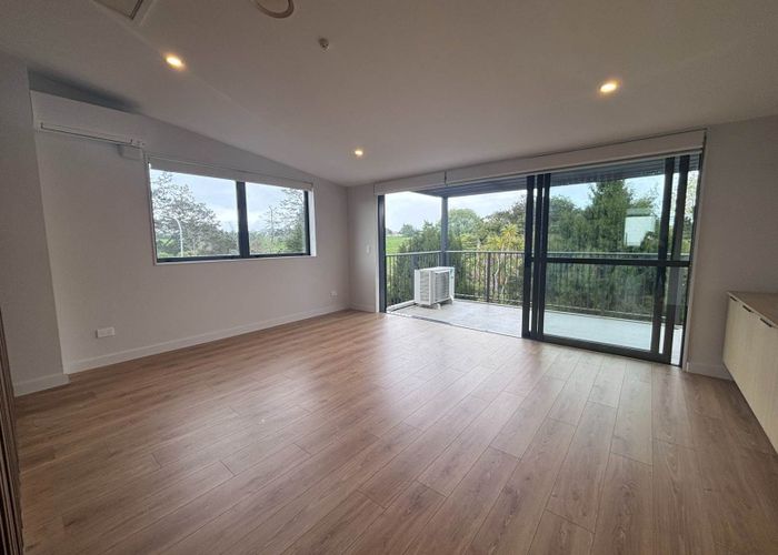  at 8/269 Rosedale Road, Albany, North Shore City, Auckland