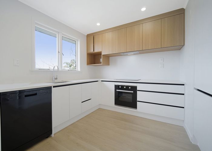  at 220 Sturges Road, Henderson, Waitakere City, Auckland