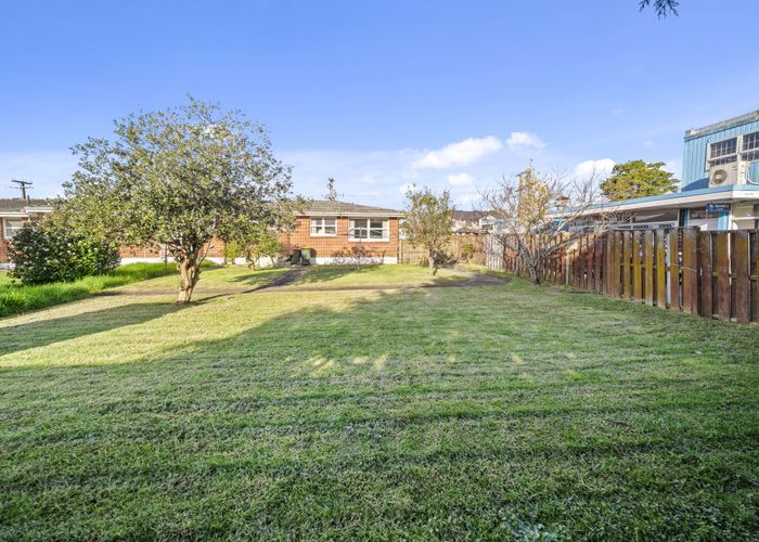  at 5/4 Graeme Avenue, Mangere East, Manukau City, Auckland