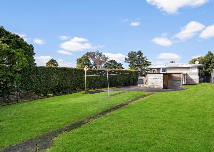  at 53 Cliff View Drive, Green Bay, Waitakere City, Auckland
