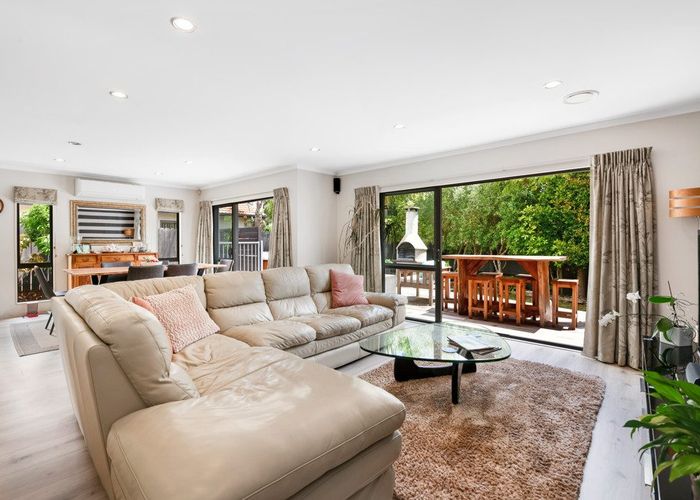  at 9 Te Ruru Way, Stanmore Bay, Whangaparaoa