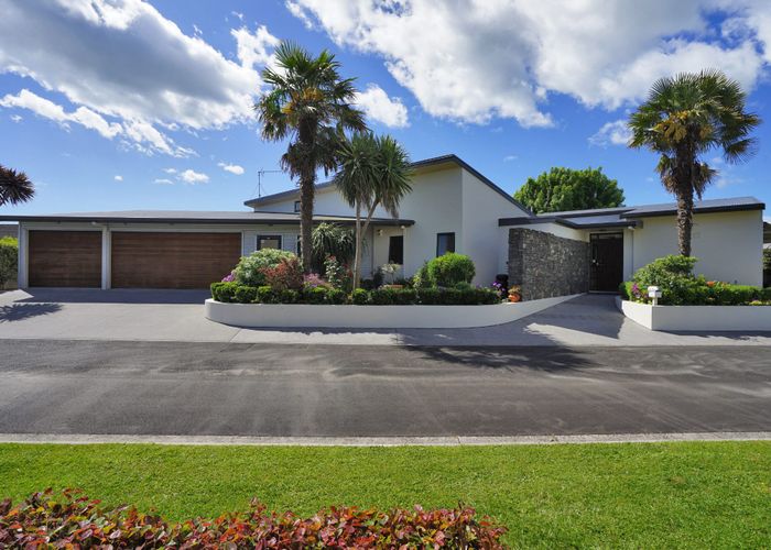 For sale 21 Glen Cree Avenue, Rototuna, Hamilton, Waikato homes.co.nz