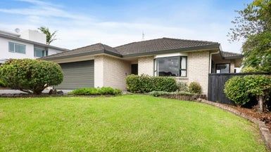  at 320 Hill Road, The Gardens, Auckland