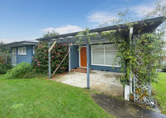  at Point Chevalier, Auckland City, Auckland