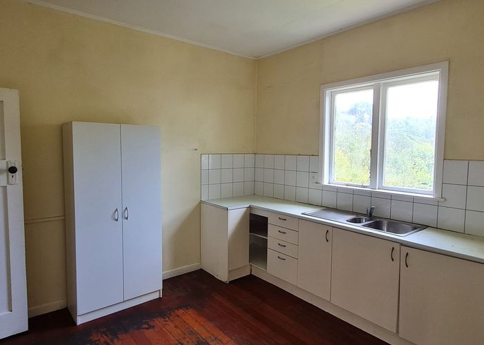  at 96 Nairn Street, Mount Cook, Wellington, Wellington