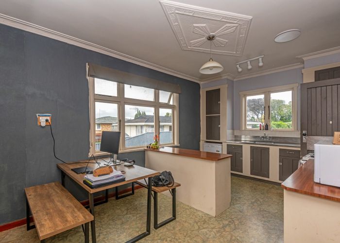  at 36 Wood Street, Takaro, Palmerston North