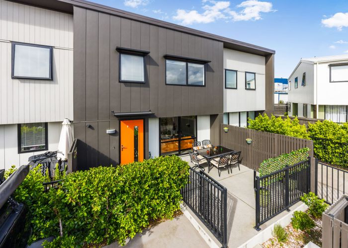  at 29 Cessna Crescent, Mangere, Manukau City, Auckland