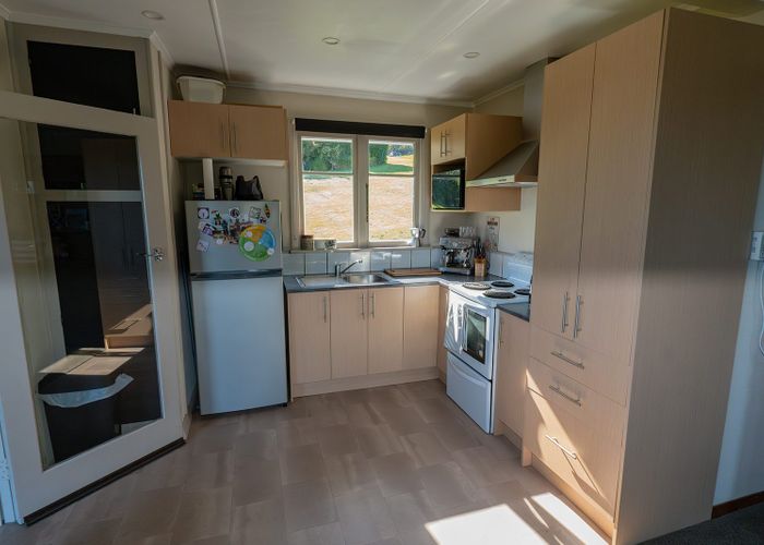  at 6 Hinau Street, Ravensbourne, Dunedin, Otago