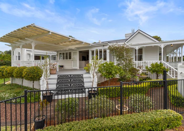  at 28 Whitford Park Road, Howick