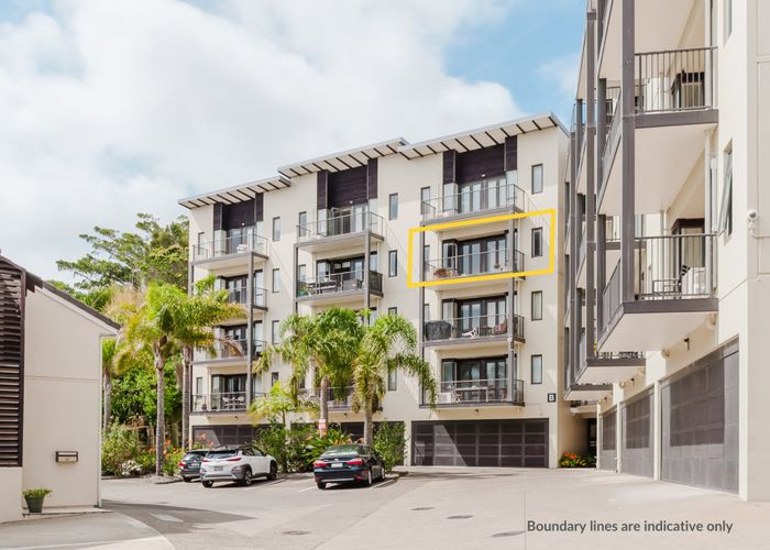  at B305/525 East Coast Road, Pinehill, North Shore City, Auckland