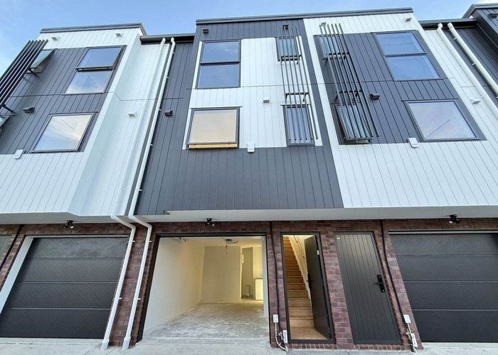  at 5/798B Chapel Road, Northpark, Manukau City, Auckland