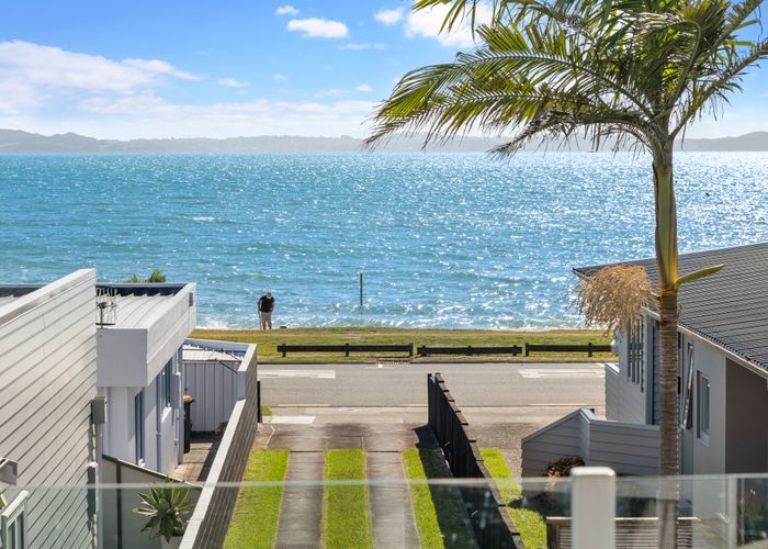  at 49A The Esplanade, Eastern Beach, Auckland