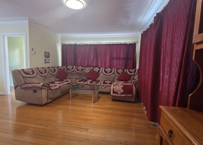  at 15 Brains Road, Kelston, Waitakere City, Auckland