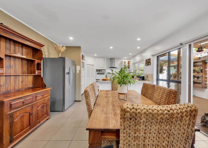  at 3 Rapley Place, Papatoetoe, Auckland
